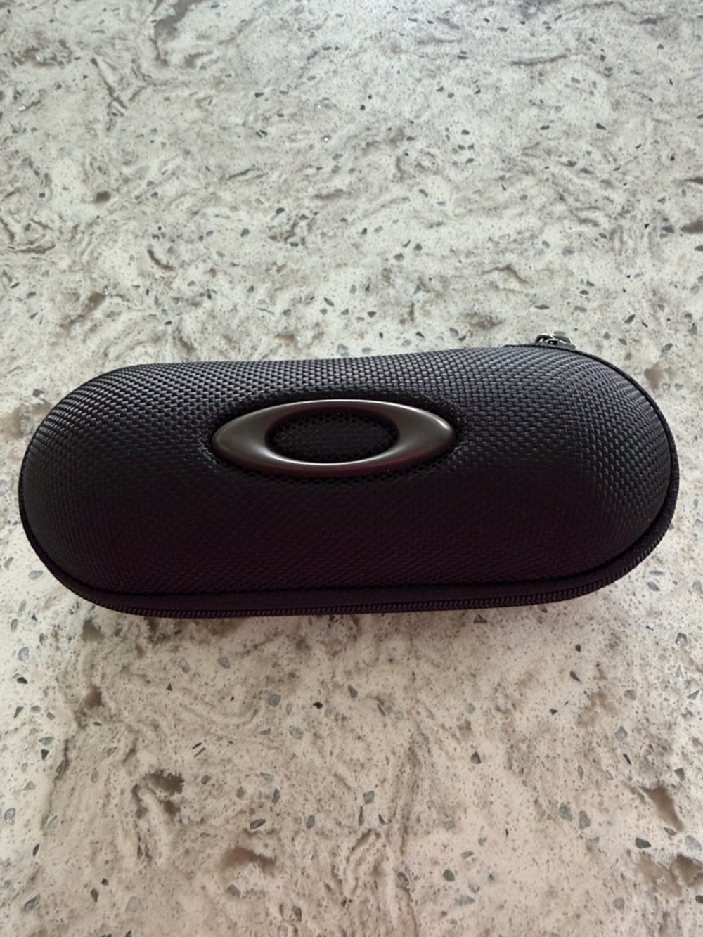 Oakley Black Textured Zip Eyewear Case